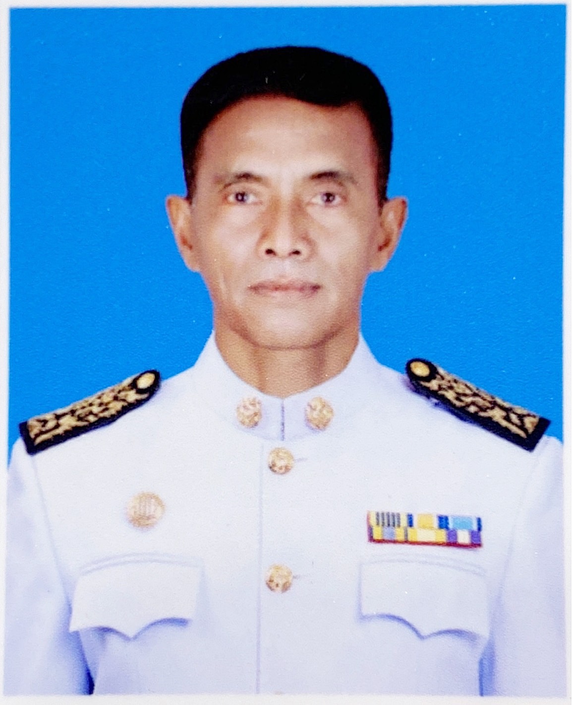 นายประยูร  สร้อยจิตร
